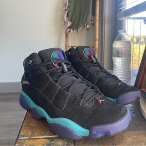 Men’s Jordan 6 rings
Size: 9.5 M
Used good, still in good condition
Venmo only
